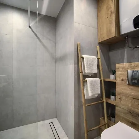 Nowotarzanka Apartment